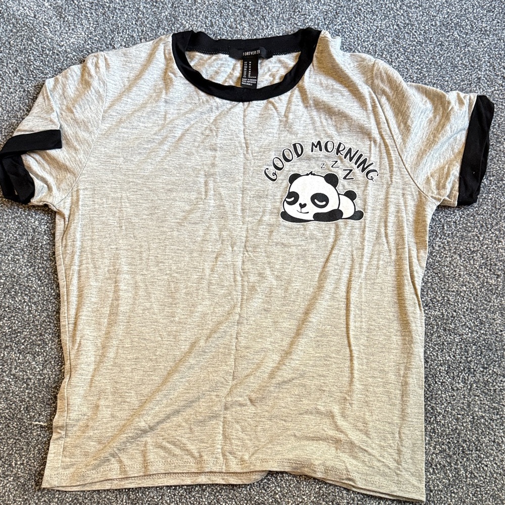 Forever 21 womens Black and Gray Panda Graphic Tee